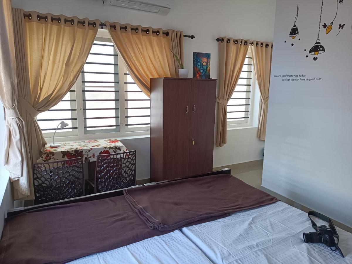 Prakriti Homestay Fortkochi Air Conditioned Rooms المظهر الخارجي الصورة