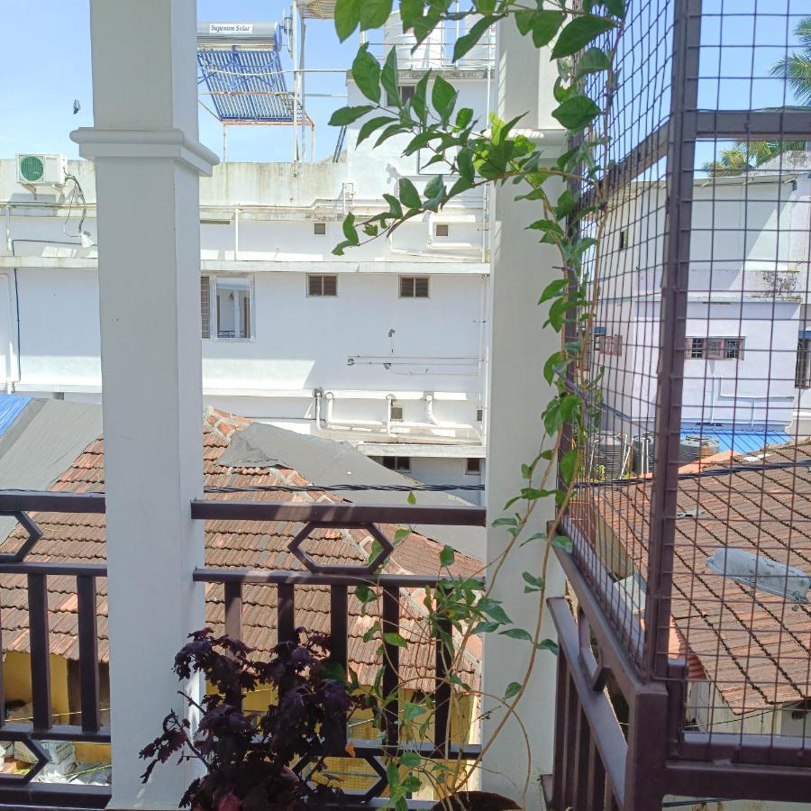 Prakriti Homestay Fortkochi Air Conditioned Rooms المظهر الخارجي الصورة